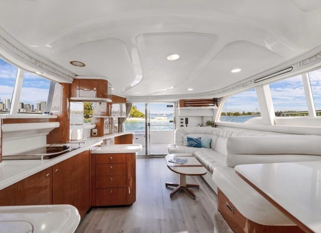 Sea Ray Sedan Bridge! ️