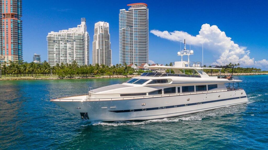 110 ‘ Horizon with Jacuzzi and Jet Ski