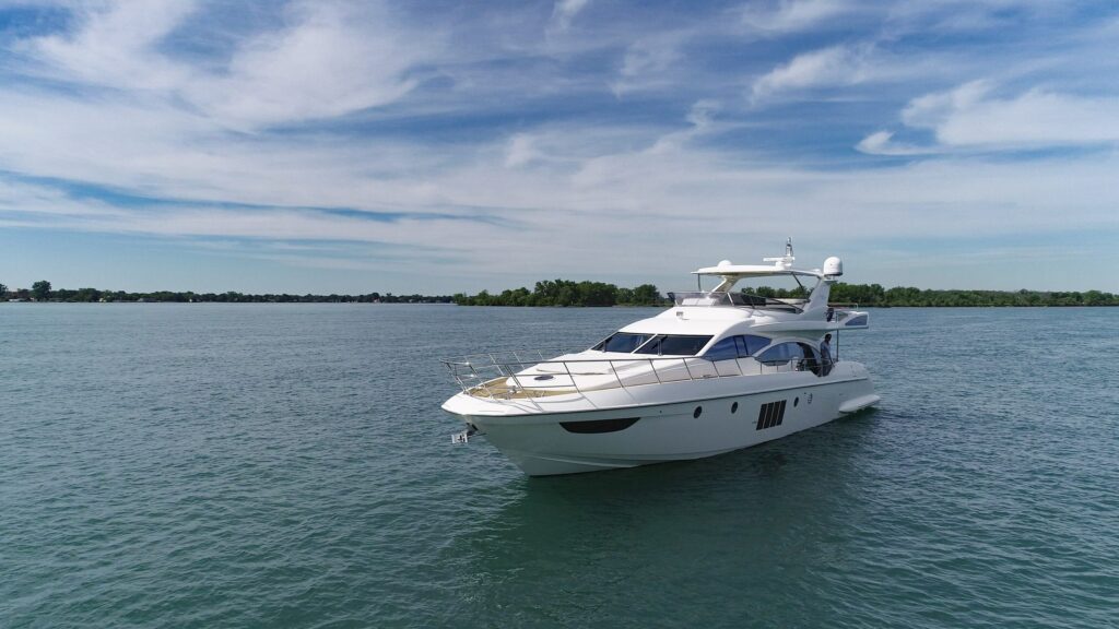 Azimut 70’ with Jet Ski
