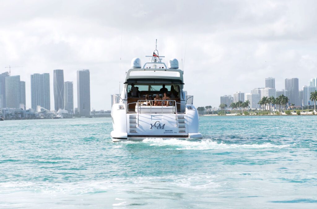 Mangusta 72