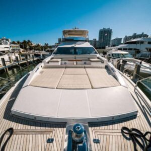 Azimut 72’ Fly