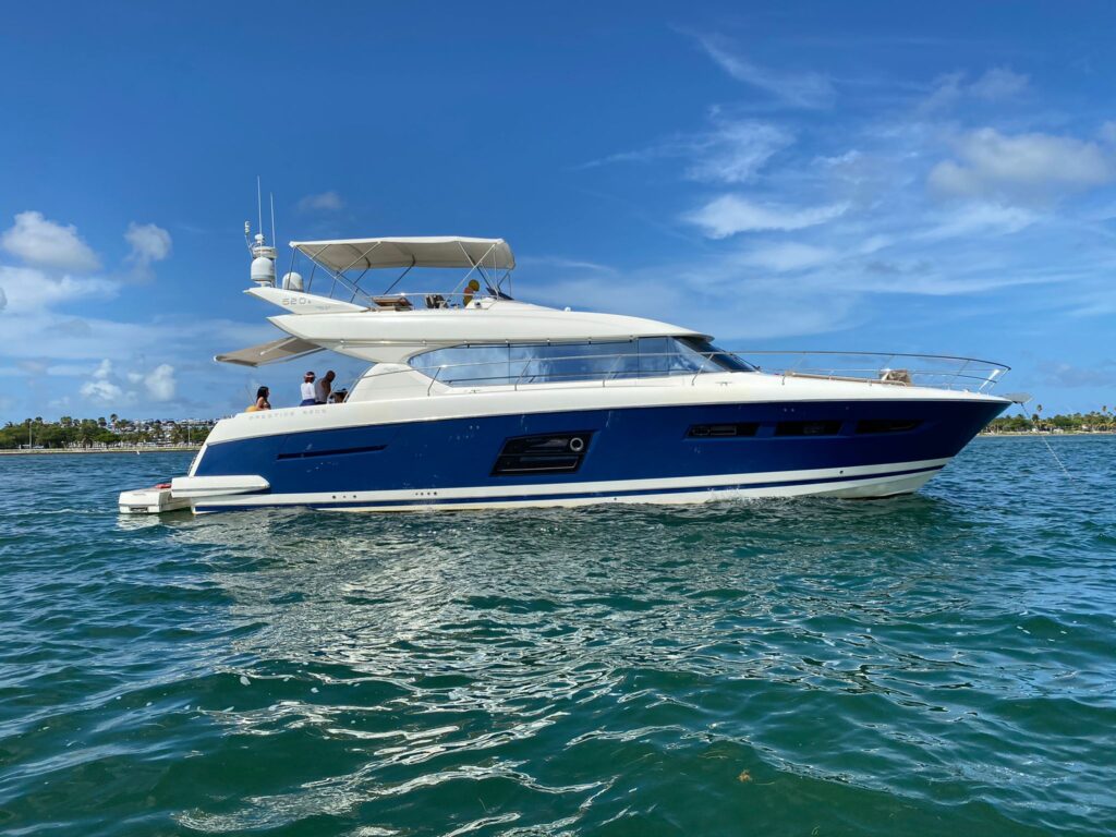 Prestige 65’ Fly