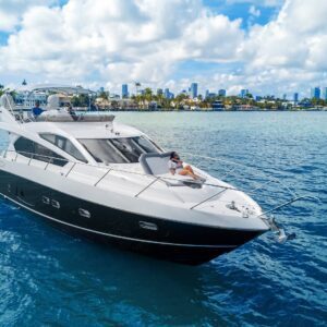 Sunseeker 70’ Fly Manhattan