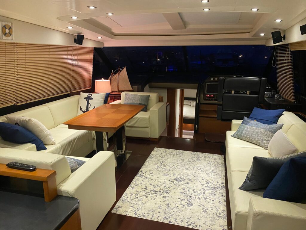 Prestige 65’ Fly