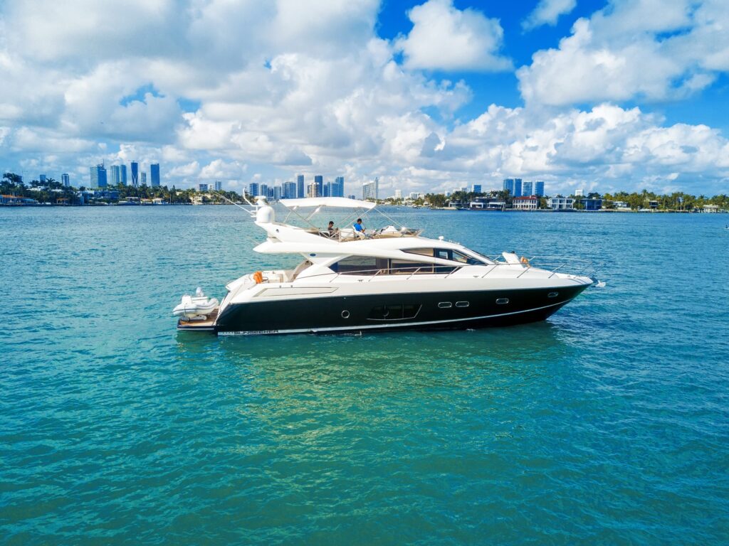 Sunseeker 70’ Fly Manhattan