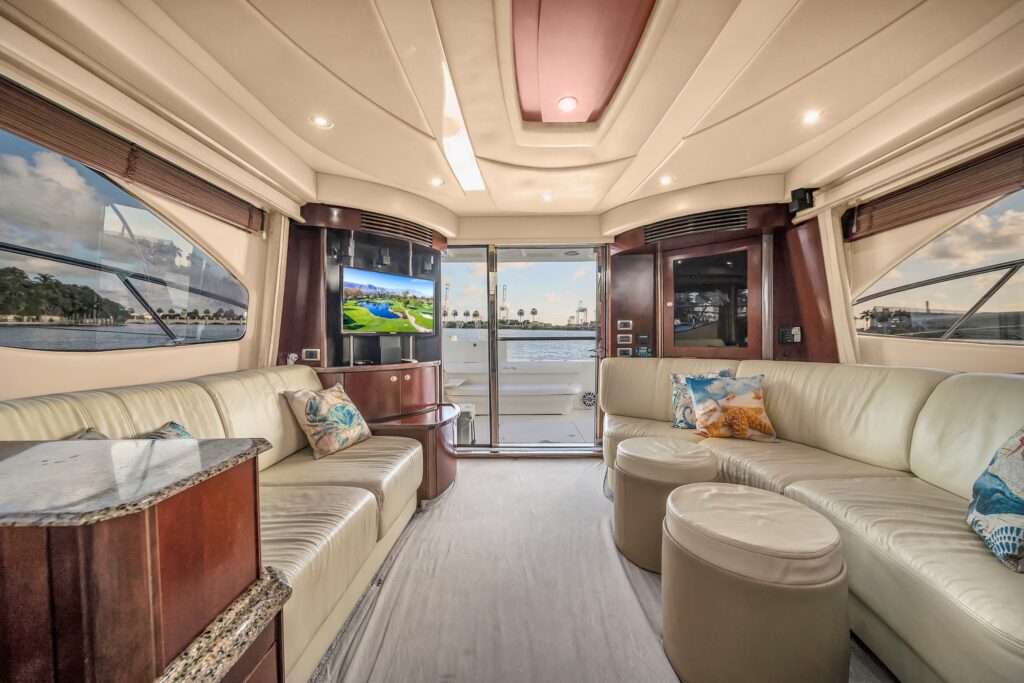Sea Ray 58 ‘ Fly with Jet ski