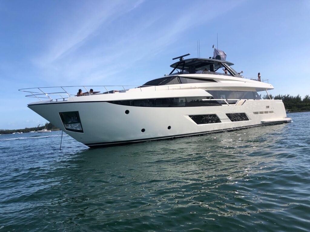 92 Ferretti 2019